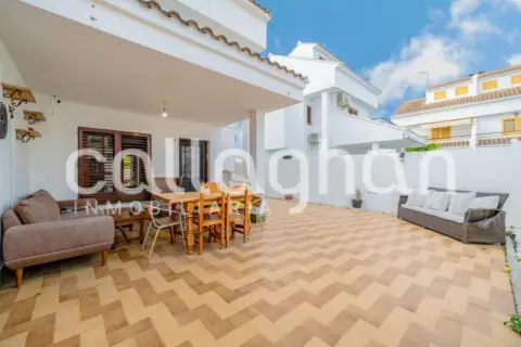 Casa pareada en Almardá