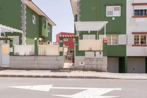 Chalet en calle de la Cruz