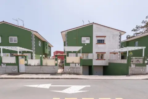 Chalet en calle de la Cruz