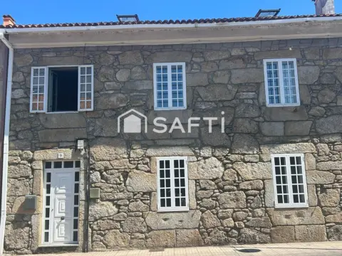 Casa rústica en Andras