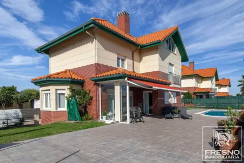 Chalet en Barrio de Portio