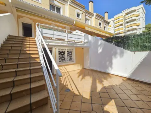 Casa adosada en Playa de Gandia