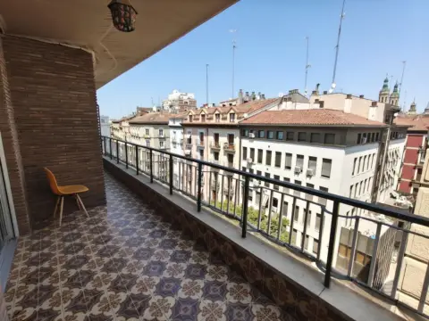 Piso en Plaza de Santiago Sas