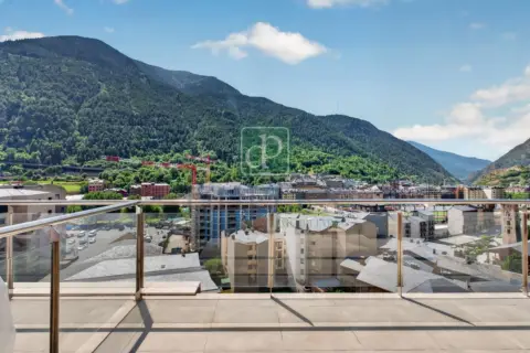 3-bedroom penthouse for sale in Encamp · 12 of 60