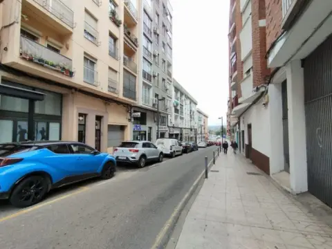Piso en Avenida de la Vera