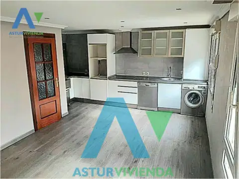 Piso en calle de Robledo, 38