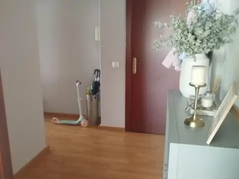 Piso en Cantaelgallo