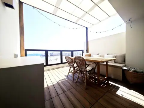 Apartamento en calle Luis Morote
