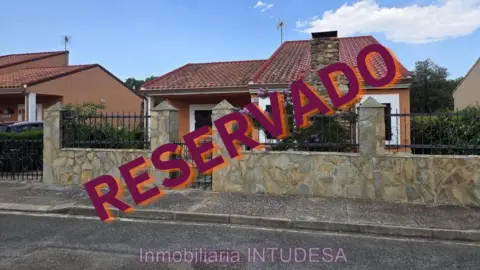 Chalet en calle La Encina