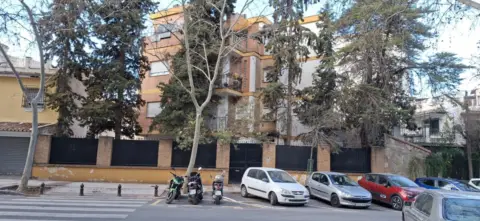 Piso en calle Virgen del Rocío