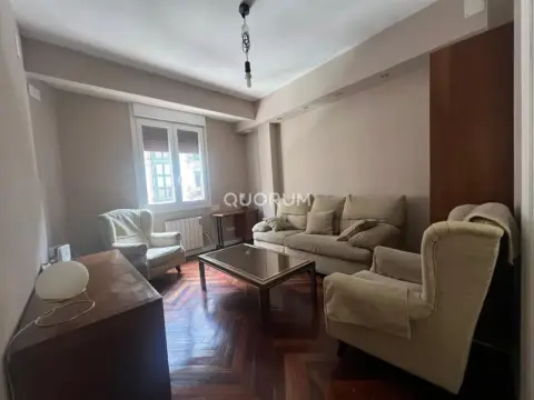 Piso en calle Elcano