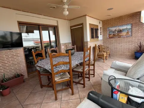 Chalet en calle Eslida