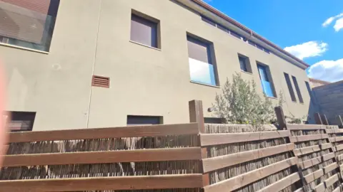 Duplex at Carrer de Figueres, 11