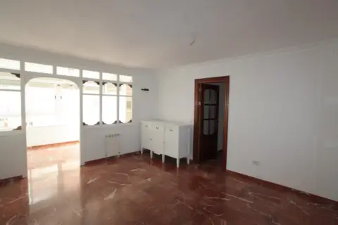 Piso en Alminares