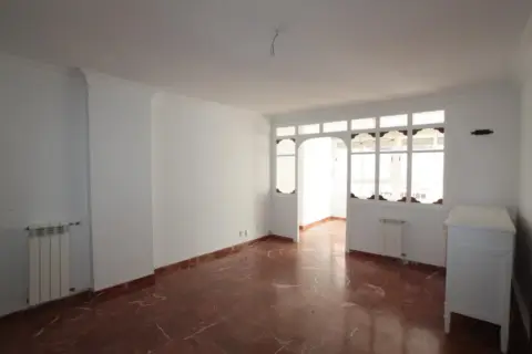Piso en Alminares