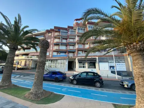 Piso en calle de Campoamor, 99