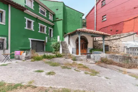 Casa en calle de Felechosa Arriba, nº 3