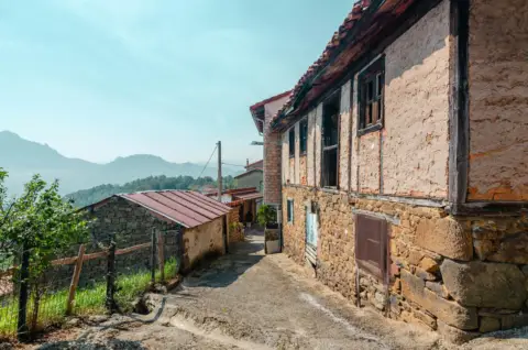 Casa en Carretera de las Borias, 32