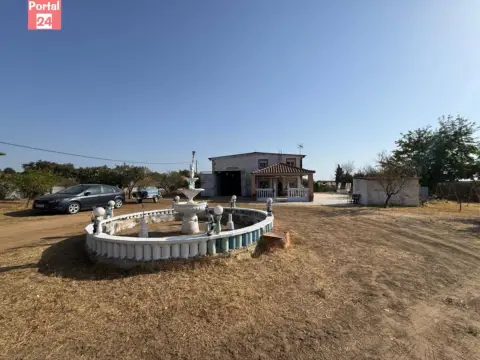 Chalet en Urb. Ctra. de Cáceres