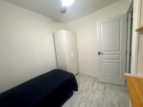 Habitación en calle de Francisco Pizarro