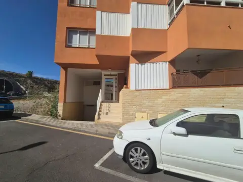 Apartamento en Playa El Caleton Arico