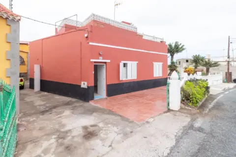Casa en Paseo de San José, 65