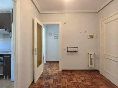 Piso en calle de Gascona, 2