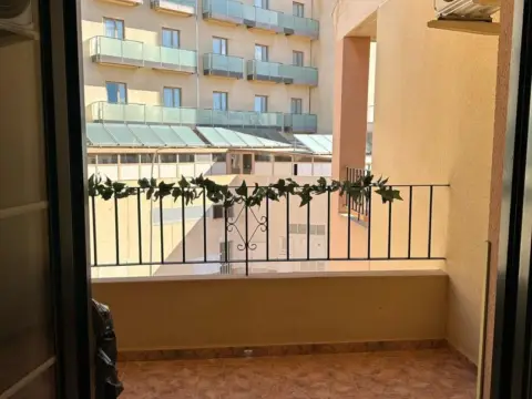 Departamento en venta con baja de precio en Los Alcázares