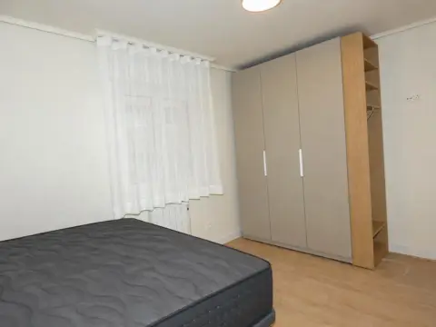 Habitación en calle de Castilla León