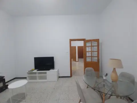 Piso en calle de Uruguay