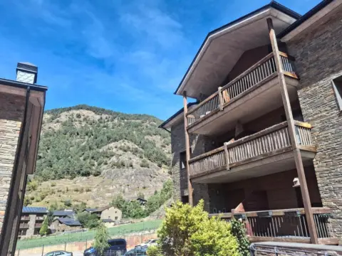 3-bedroom penthouse for sale in Ordino · 17 of 60