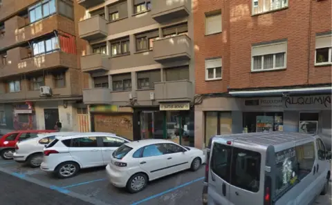 Local comercial en calle de Valverde, 1
