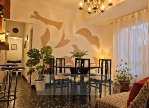 Flat on Carrer Xeresa, 11