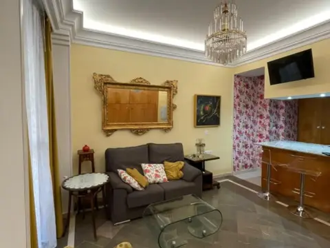Apartamento en calle Álvaro de Bazán