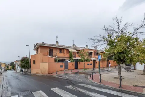 Casa adosada en callejón Aynadamar, 5