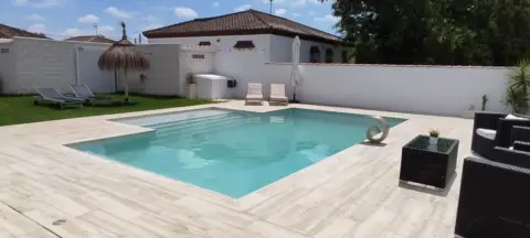 Chalet en Pinar de los Franceses - Marquesado