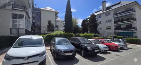 Piso en Urbanización de la Cerca, 23