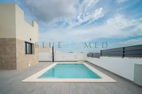 Chalet en calle Silla de Posta