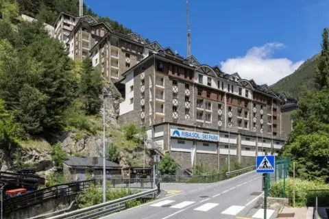 2-bedroom flat for sale in La Massana · 2 of 6