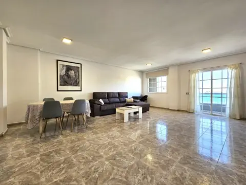 Piso en Avenida Polizón