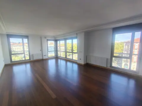 Piso en calle de la Estación
