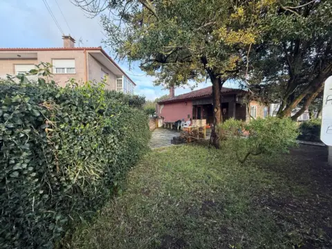 Casa en calle Avenida Castrelo
