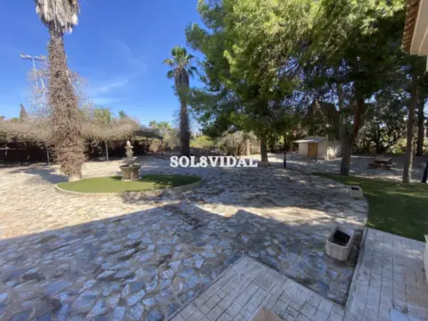 Chalet en Villamartin