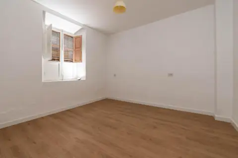 Piso en calle Santo Sepulcro de la Quinta