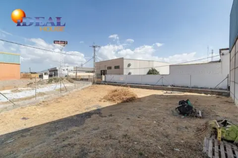 Terreno en calle Madroño, nº 4