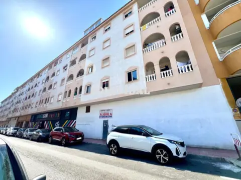 Local comercial en calle San Pascual
