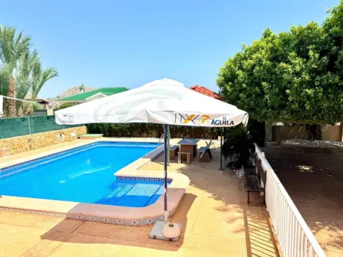 Chalet en Raiguero de Bonanza