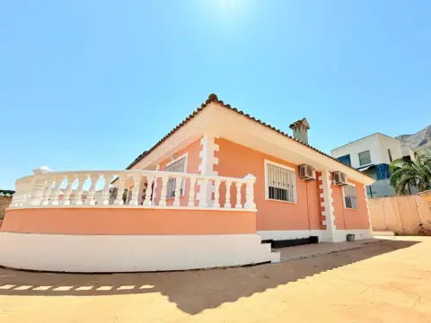Chalet en Raiguero de Bonanza