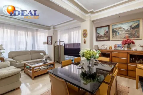 Piso en Camino de Ronda, 75