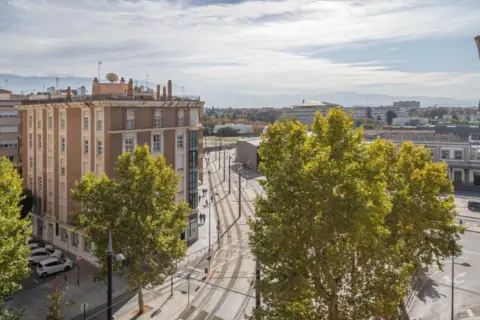 Piso en Avenida de los Andaluces, 10